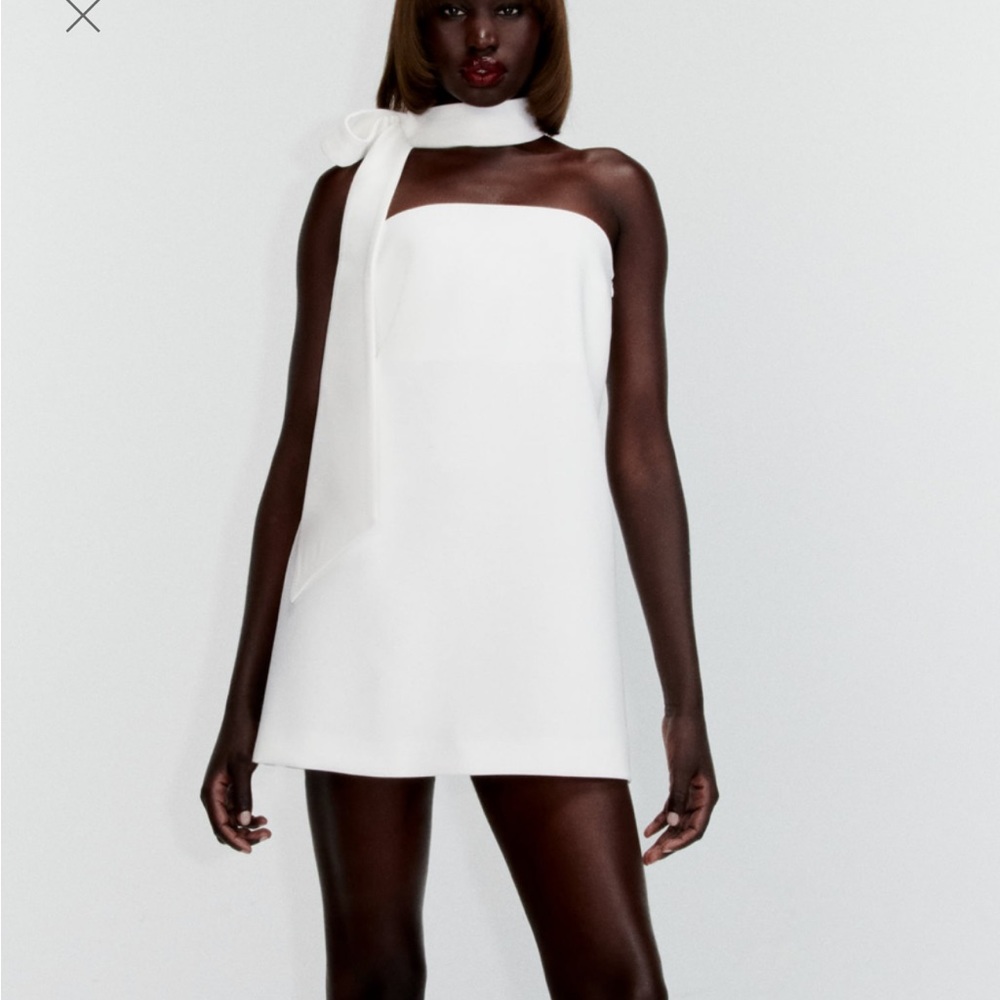CHOKER MINI DRESS